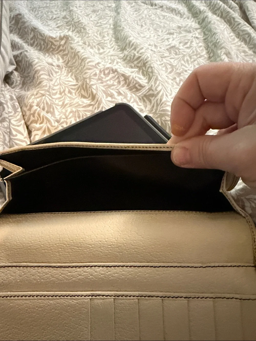 Gucci Navy Script Canvas Continental Wallet with Cream Trim and Gold Hardware - Picture 7 of 7